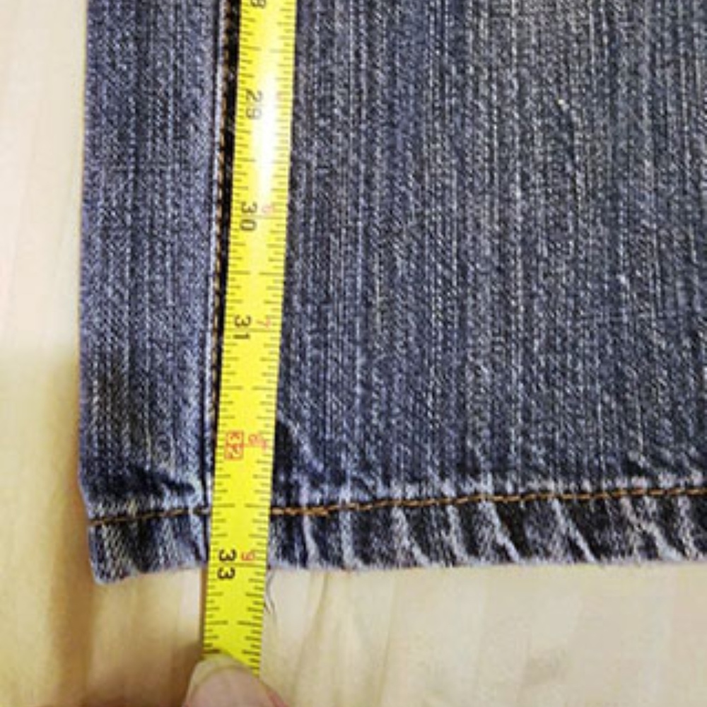 Calvin Klein Relaxed Straight Jeans - Picture 7 of 7